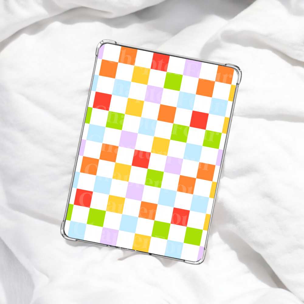 Checkered Rainbow E-Reader Insert