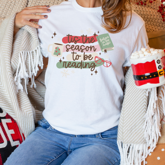 Tis The Season To Be Reading T-shirt