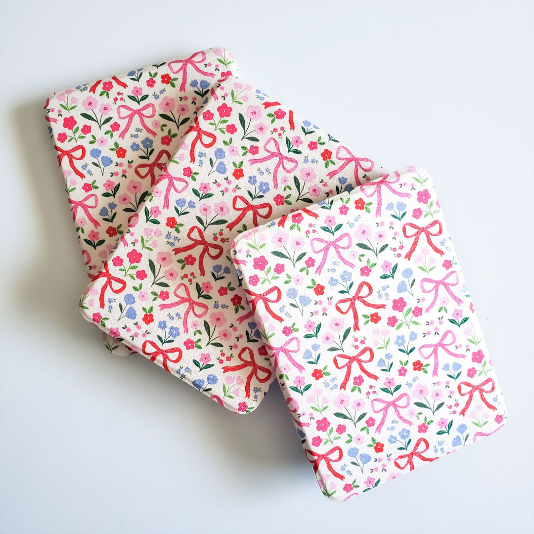 Ribbon Reads Clear Back Kindle Case